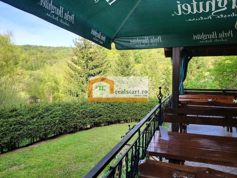 Ideal Evenimente Private, restaurant, pensiune, 1,8ha teren, padure