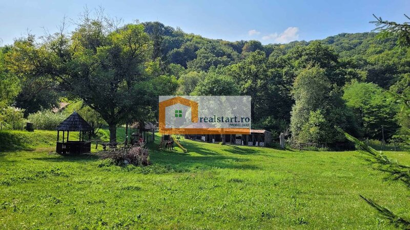 Ideal Evenimente Private, restaurant, pensiune, 1,8ha teren, padure