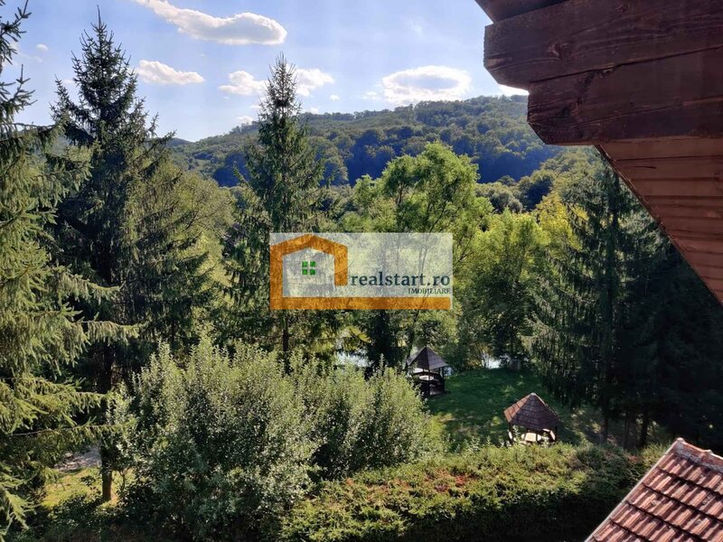Ideal Evenimente Private, restaurant, pensiune, 1,8ha teren, padure